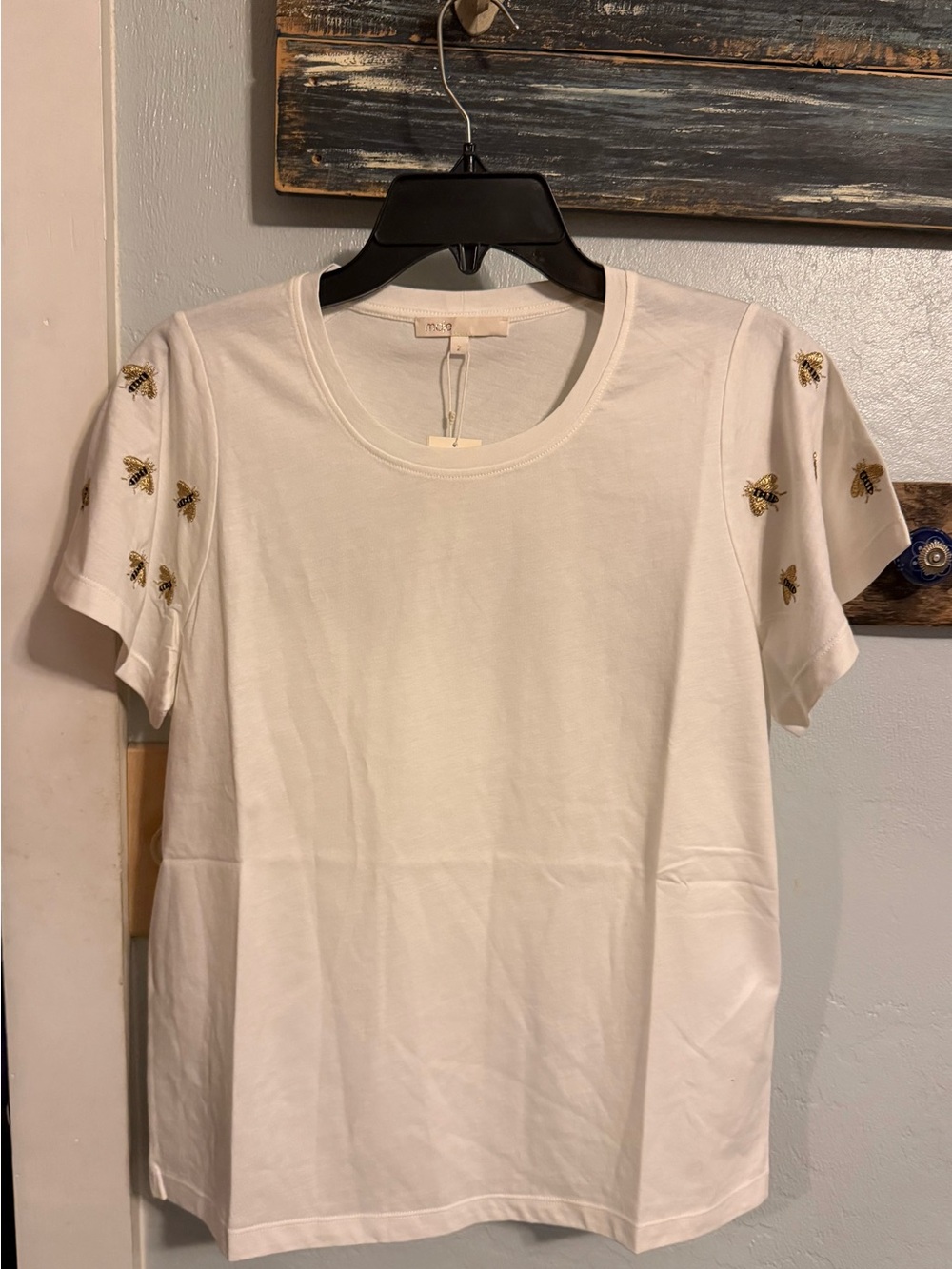MAJE
Tigri Bee Embroidered Cotton Tee In Ecru